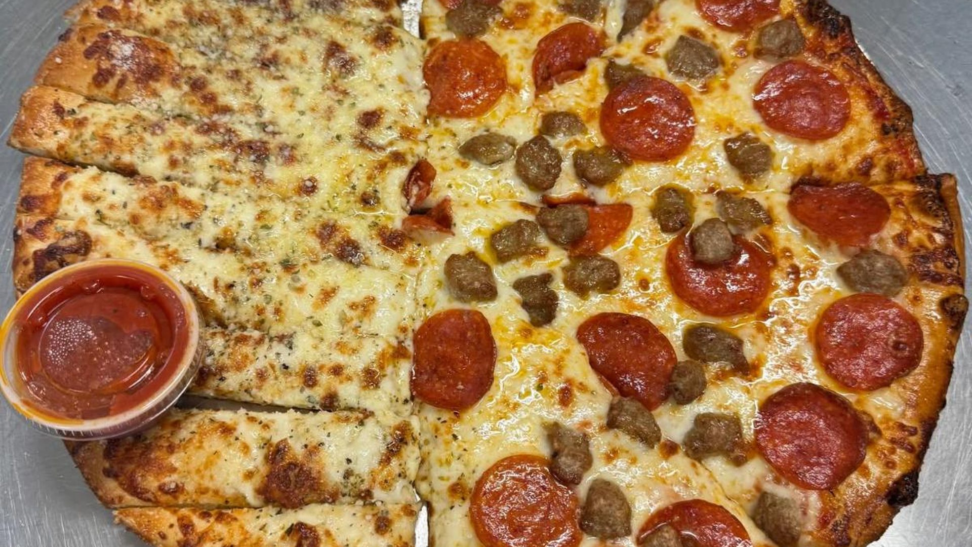 4 Doughs, 6 Sauces, 15+ Toppings