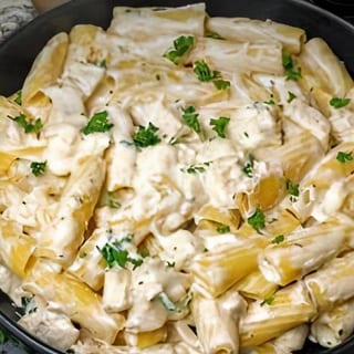 Chicken Alfredo Bowl